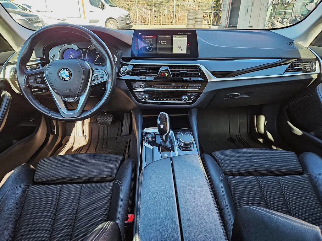 BMW 520 d Touring AUT Sport line Backkam GPS Drag Rattvärme