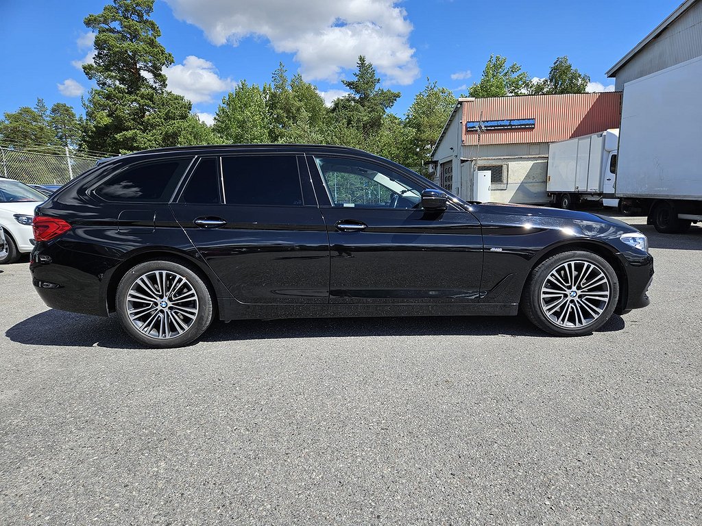 BMW 520 d Touring AUT Sport line Backkam GPS Drag Rattvärme