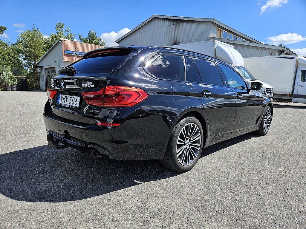 BMW 520 d Touring AUT Sport line Backkam GPS Drag Rattvärme