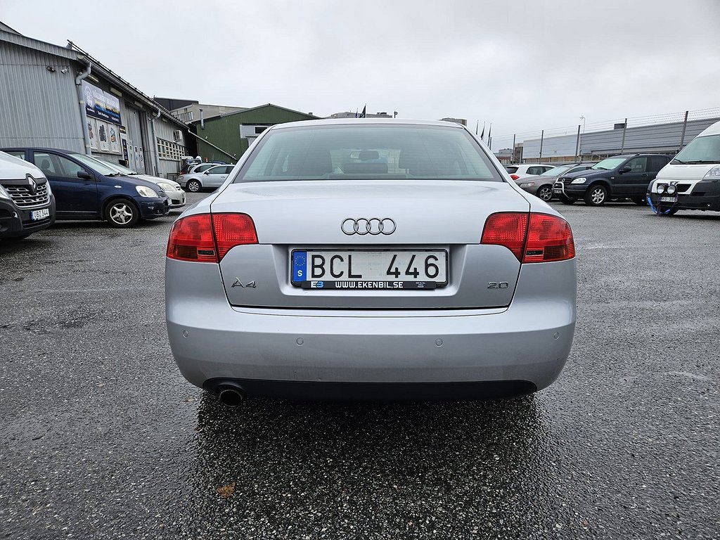 Audi A4 Sedan 2.0 AUT Nybesiktad Nyservad S/V Hjul